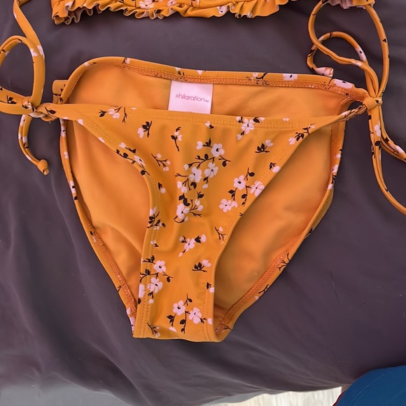 Target Xhilaration Floral Bikini - Picture 3 of 7